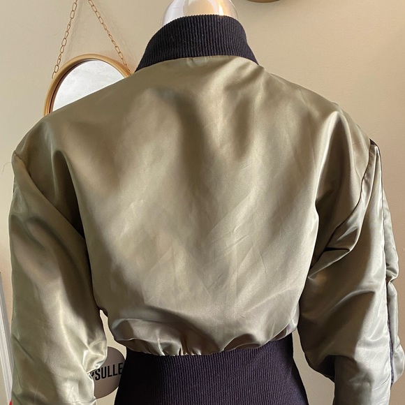 ✨NWT✨CAPSULLE Bodycon Front Zipper Mini Dress S/M - Picture 5 of 12